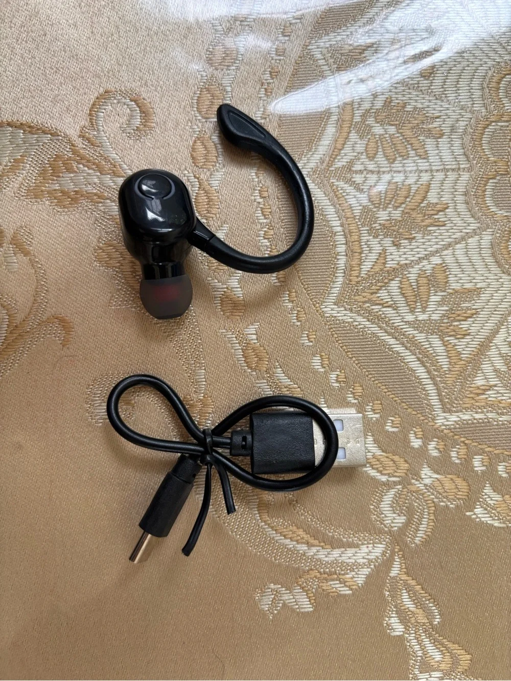 Wireless Bluetooth Earbud with Ear Hook - Black